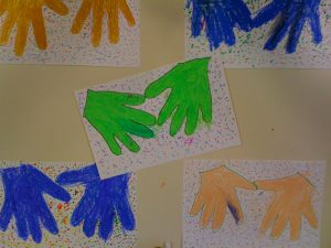 création d'enfant à l'école bilingue Galilée